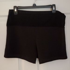 High waist maternity shorts
